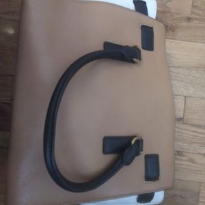 Michael Kors hand bag